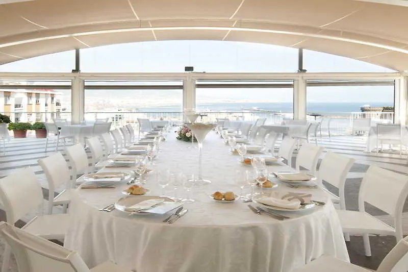 Renaissance Naples Hotel Mediterraneo